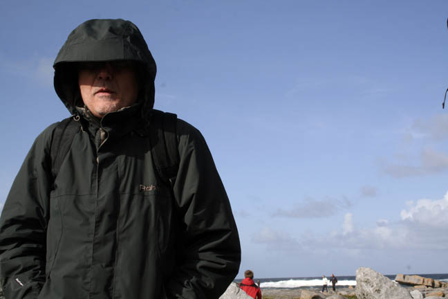Peter Finch in the rain in Ireland